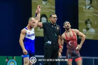 Сергей Емелин выиграл золото на турнире UWW в Будапеште