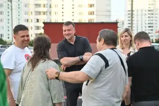Восстановление детской площадки: депутаты и жители объединяются