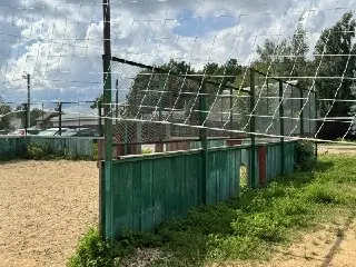 Благоустройство футбольного поля в Мостовике: работы начались