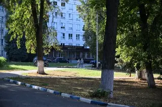Врачи спасли 101-летнюю женщину от лаврового листа в горле
