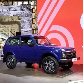 АвтоВАЗ представил обновленную Lada Niva Legend с новыми функциями
