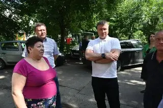 Жители пожаловались на проблемы с подвалами и канализацией