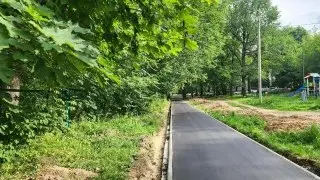В Подольске завершено асфальтирование тропы у детсада «Родничок»
