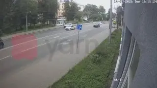 Трагическая авария в Ярославле: автобус сбил пешехода на переходе