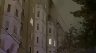 Пожар на Гончарной улице: жильцы эвакуированы, один пострадавший
