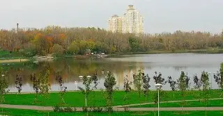 В парке «Царицыно» найдено тело мужчины с признаками насилия