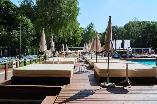 Голосование за лучшие открытые бассейны Москвы: участвуйте в проекте!