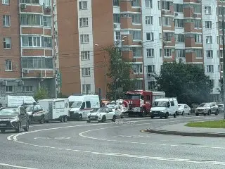 Тревожная ситуация на Можайском шоссе: оперативные службы на месте