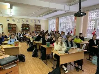 Общественная палата предлагает курсы этикета в школах