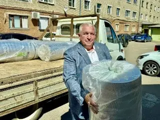 Волонтеры доставили стройматериалы бойцам дивизиона с передовой