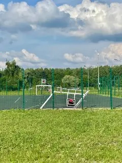 Вандализм на стадионе в Колычёво: как остановить разрушение?
