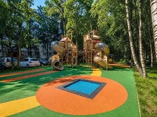 Детская площадка в Тушино обрела новый облик
