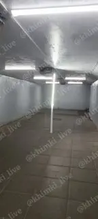 Лампа освещения упала в ремонтируемом переходе