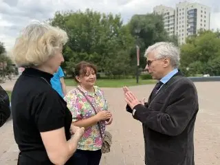 Вакцинация от гриппа: Врач развеял мифы на лекции в парке