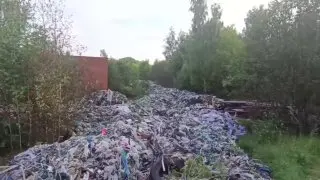 В Москве жители жалуются на незаконную свалку под окнами