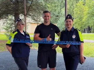 Зарядка с ГИБДД: Николай Бобылев вдохновил детей в лагере