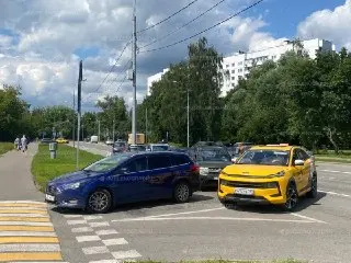 Пробка у «Иридиума»: выделенка на Гоголя создает заторы