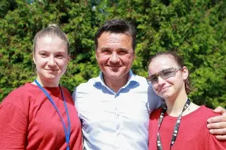 Губернатор Воробьев посетил лагерь для детей участников СВО