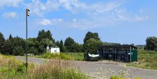 В Исавицах установили камеру для борьбы с незаконным сбросом мусора