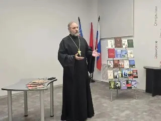Лекция о Крещении Руси прошла в Центральной библиотеке Лобни