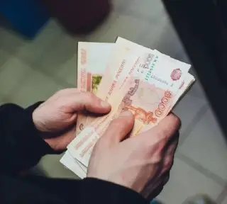 Россияне назвали достойный размер пенсии: 50 тысяч рублей минимум