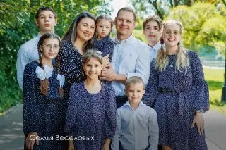 Семья Веселовых из Зеленограда получила знак «Родительская слава»