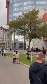 Эвакуация бизнес-центра «Монарх» в Москве из-за угрозы минирования