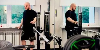 Мастер-класс по пауэрлифтингу для ветеранов СВО: поддержка и адаптация