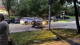 ДТП с каршерингом в Зюзине: водитель потерял управление