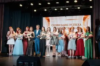Выпускники Клину: 54 Золотых и 32 Серебряных Медалиста