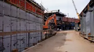 В Москве строят новый путепровод для улучшения транспортной инфраструктуры