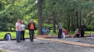 Бесплатные мастер-классы по петанку для всей семьи в парке