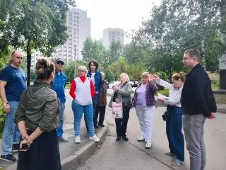 Комиссионный обход в Отрадном: улучшение благоустройства района