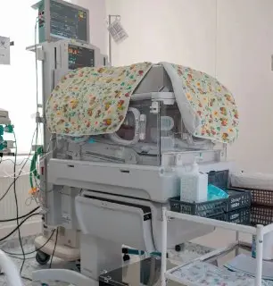Новое Оборудование для Помощи Новорождённым Введено в Эксплуатацию