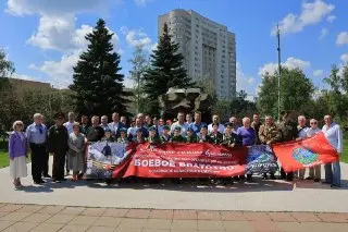Церемония возложения цветов в честь Дня ветеранов боевых действий