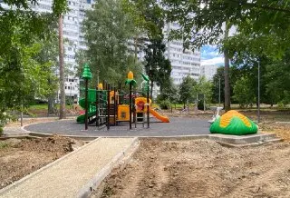 Завершение благоустройства сквера у корпуса 1003: проблемы и обещания