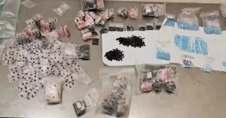 Таможенники Шереметьево предотвратили вывоз 14 тысяч драгоценных камней