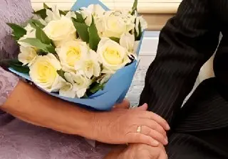 Подмосковье: выплаты за долгий брак до 9000 рублей