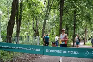 Благотворительный забег в Тушино собрал средства для исследований мозга