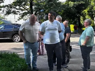 Заместитель главы округа проверил ремонт в Климовске