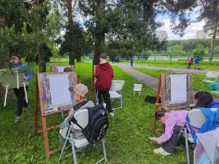 Бесплатные интенсивы по живописи и играм в Озеропарке в июле