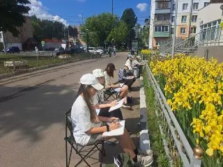 Юные художники Электроуглинской ДШИ завершили пленэрную практику