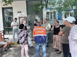 Глава управы обсудил благоустройство района с жителями