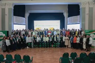 В Москве наградили лучших наставников образования 2026 года