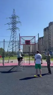 Молодежь Долгопрудного самостоятельно обновила баскетбольные кольца