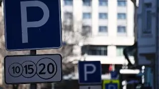 Многодетным семьям разрешат бесплатную парковку для двух автомобилей