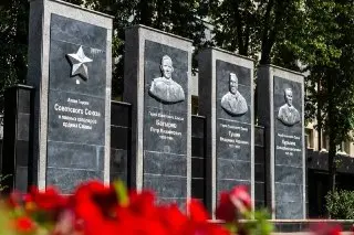 QR-коды на Аллее Героев: История подвигов доступна каждому
