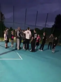 Пьяный мужчина ранил юношу на спортивной площадке в Осеченках