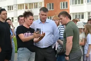 Жители недовольны: снос детской площадки на бульваре 65 лет Победы