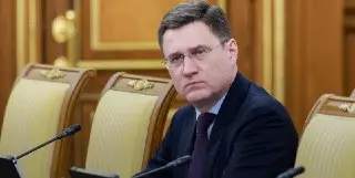 Новак требует от нефтяников увеличить поставки топлива для России